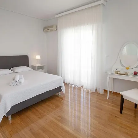 Upscale Luxury Athens Renovated Dream Home In One Of The Most Favorable Locations By National Gardens, Zoo & Hellenic Parliament In Syntagma And Stylish Exquisite Kolonaki Neighborhood Buitenkant foto