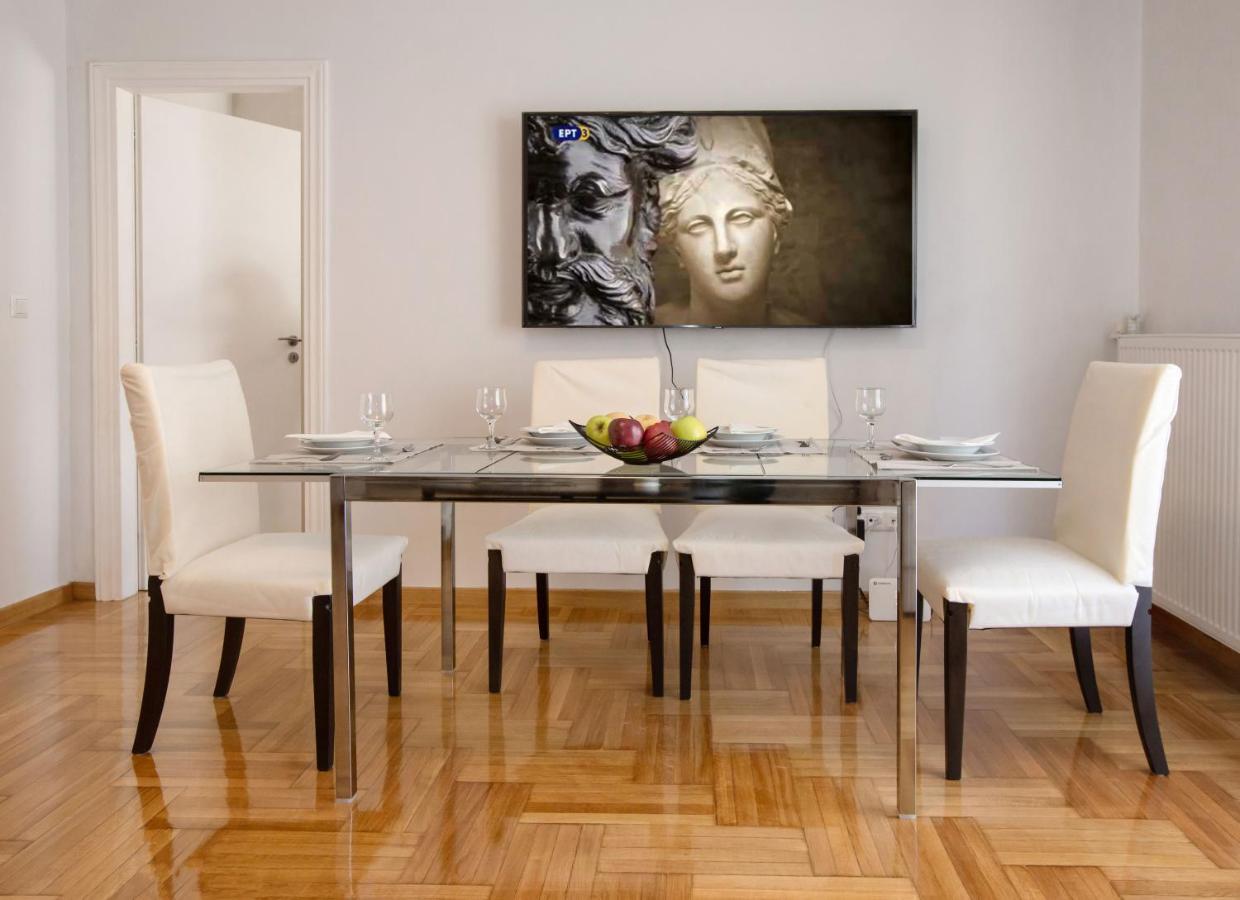 Upscale Luxury Renovated Dream In One Of The Favorable Locations By National Gardens, Zoo & Hellenic Parliament In Syntagma And Stylish Exquisite Kolonaki Neighborhood