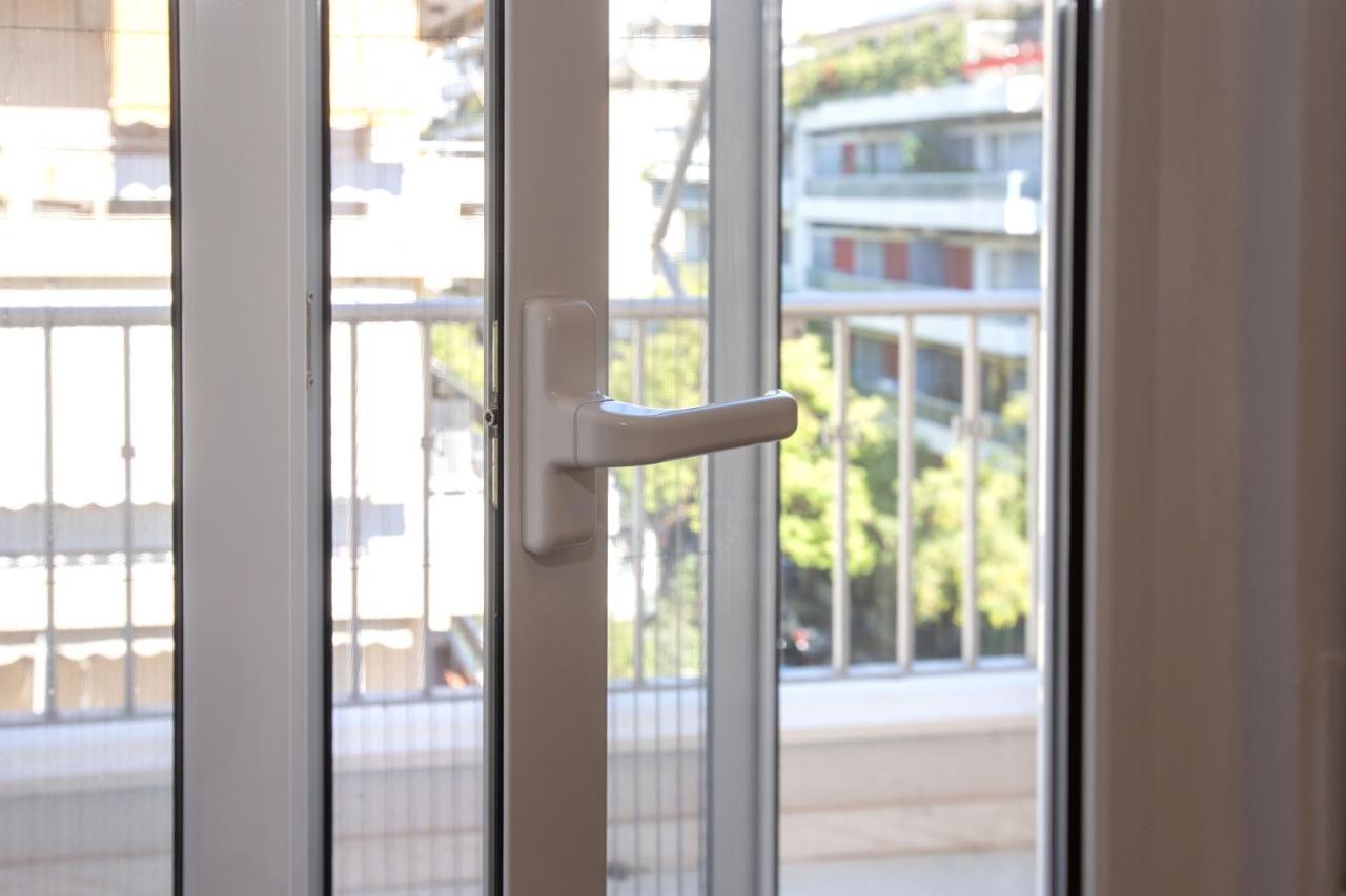 Upscale Luxury Renovated Dream In One Of The Favorable Locations By National Gardens, Zoo & Hellenic Parliament In Syntagma And Stylish Exquisite Kolonaki Neighborhood Αθήνα